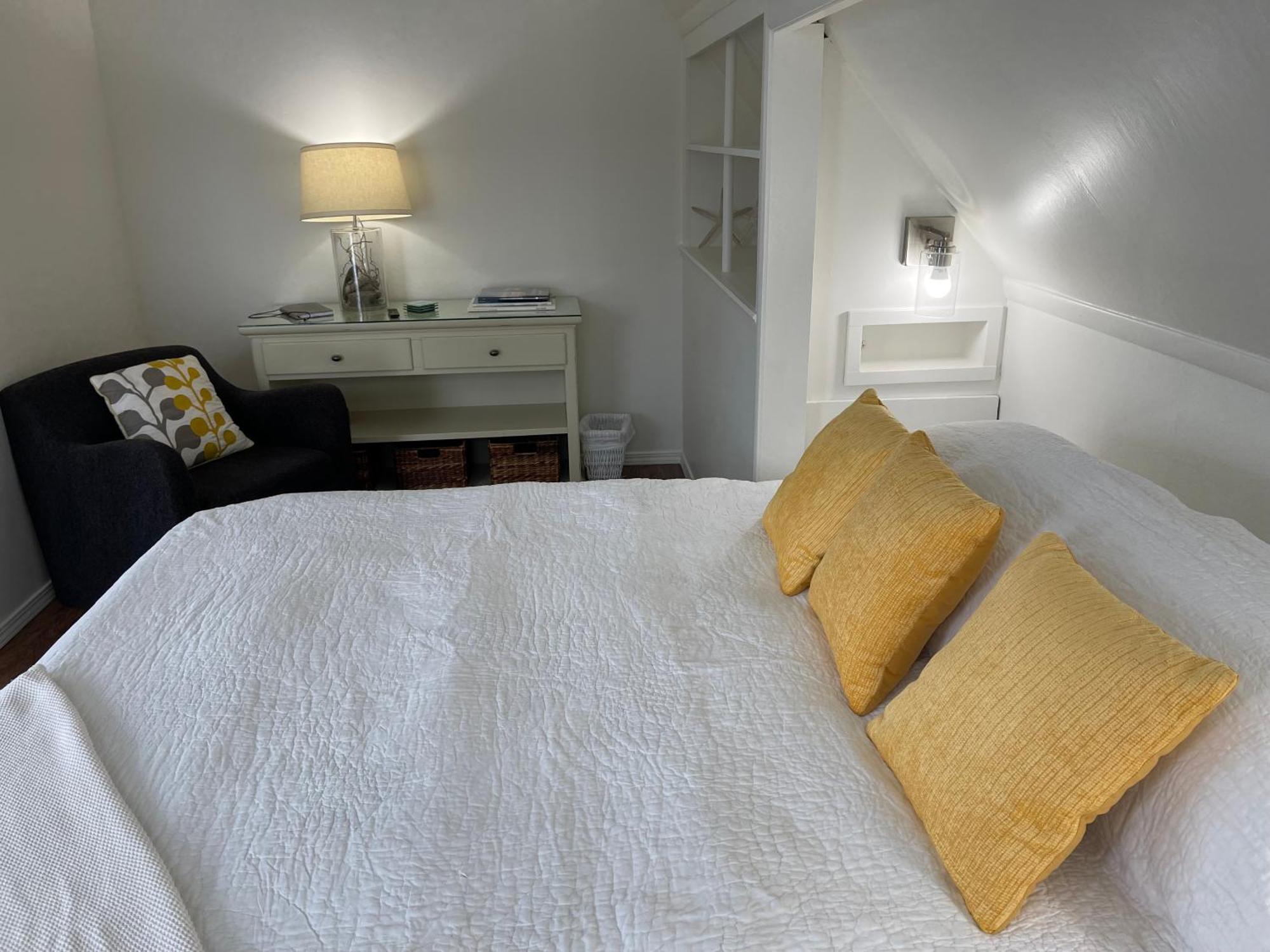 Trinidad Bay Bed And Breakfast Hotel Екстериор снимка