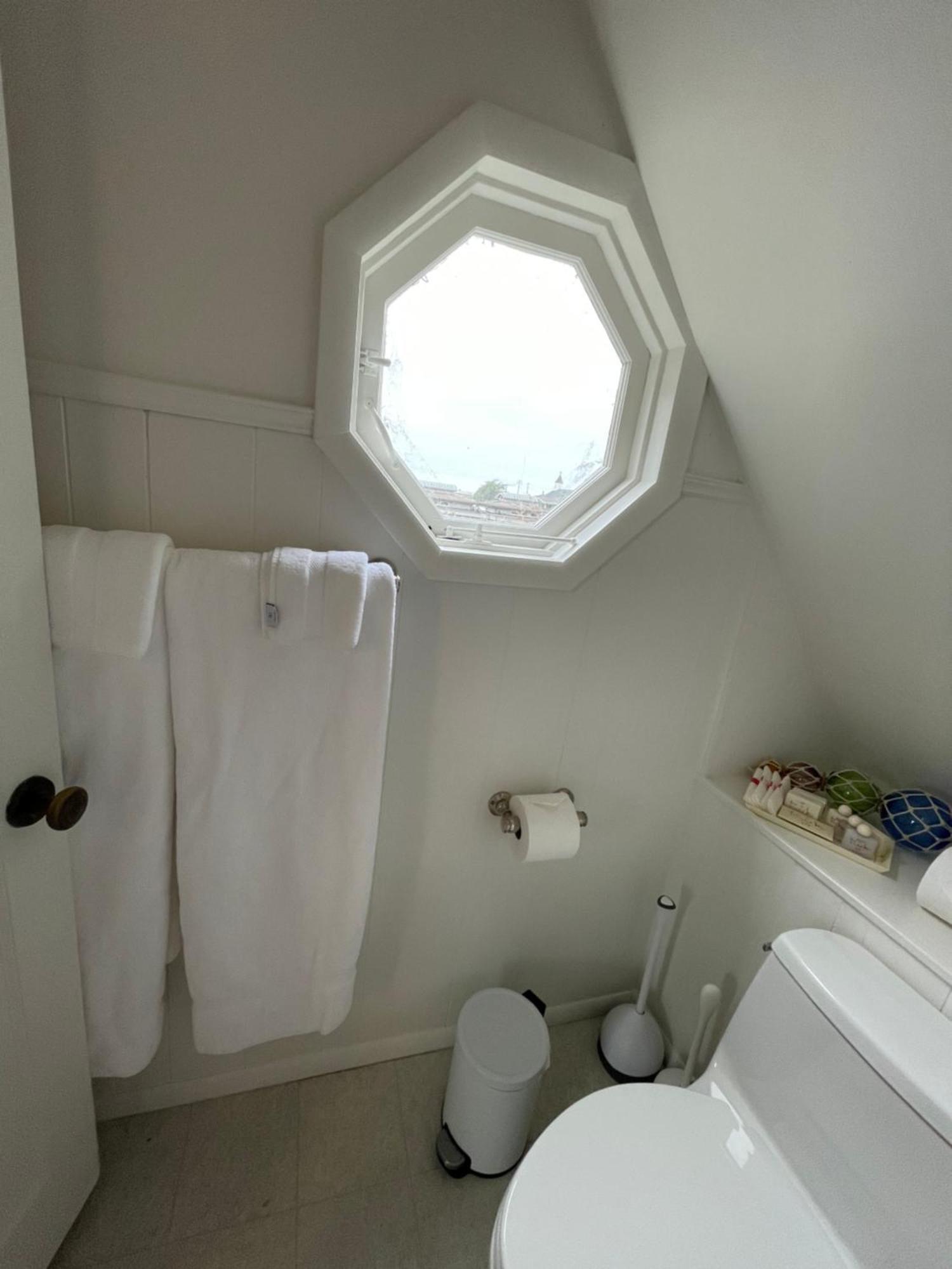 Trinidad Bay Bed And Breakfast Hotel Екстериор снимка